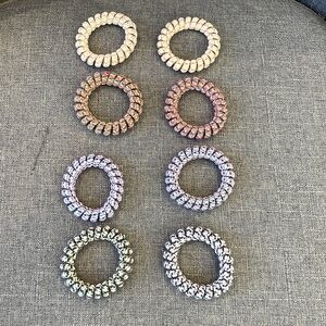 Bundle of hairbands (8)